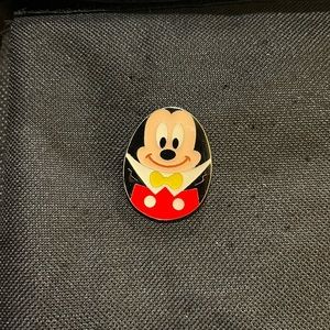 Disney pin